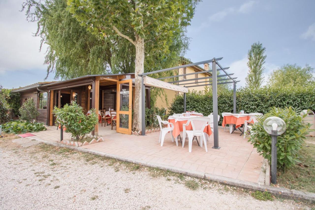 Casa Vacanze Vecchio Granaio Magione Ngoại thất bức ảnh
