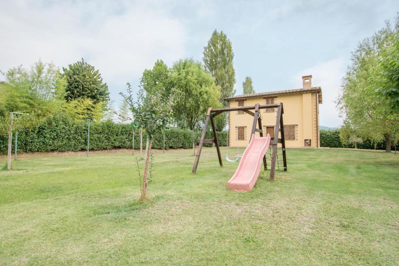 Casa Vacanze Vecchio Granaio Magione Ngoại thất bức ảnh